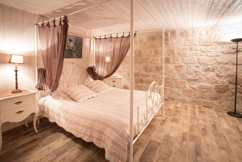 Chateau De Pleneselve Bon-Encontre ภายนอก รูปภาพ